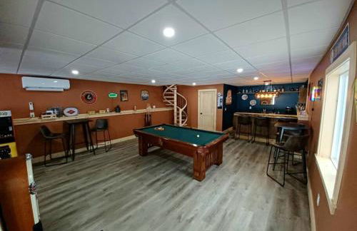 Sunrise Views Cabin with King Bed, Bar & Game Room - Foto 4