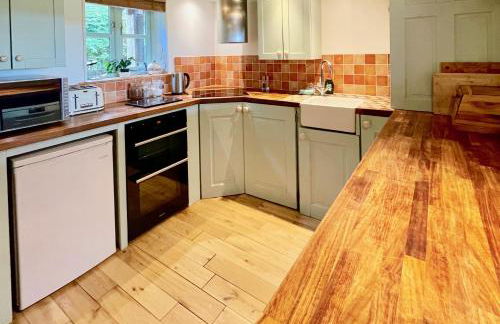 House on the Brooks Self catering Holiday let South Downs West Sussex Sleeps 14 - Foto 13