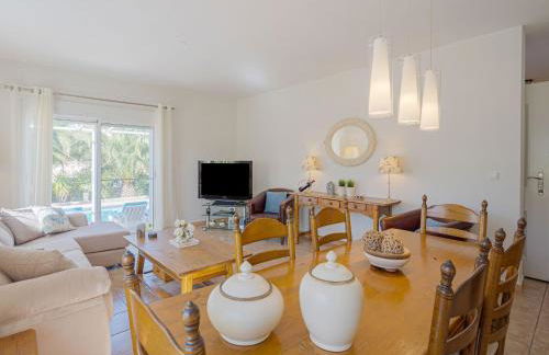 Sunny Poolside Stay in Busot - Foto 3