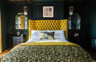 Unique 4 Bed Home in The Windsor Tapestries by Casa by Grace - Sleeps 7-9, Private Hot Tub Hire, Free Parking, Dog Friendly, Legoland, Windsor Castle - Foto 1