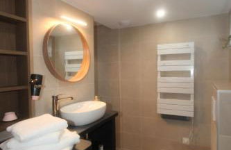 L'Impasse en Duo, appartement cosy 2 personnes avec SPA extérieur privé - Foto 10