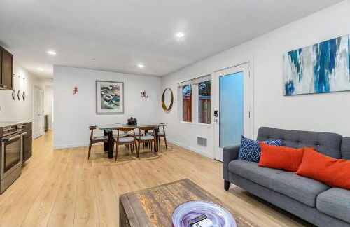 The Sweetest Hideaway - 81 Walkscore! - Foto 29