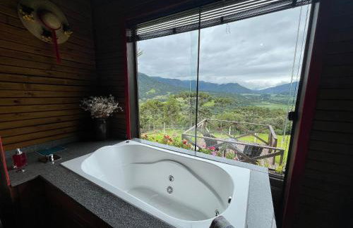 Chalés incríveis com banheira de hidromassagem e vista encantadora - Photo 108