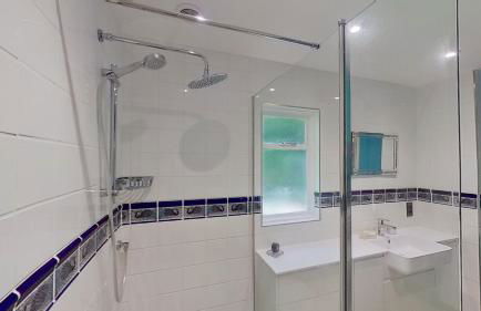 2 Claremont - Photo 26