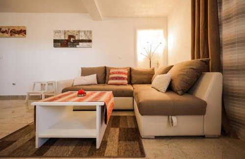 Apartmani Lelu - Photo 38