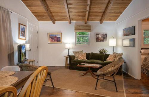 The Deep Forest Green Cottage · The Deep Forest Green Cottage - Foto 5