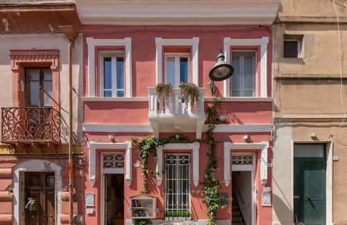 CHARMING HOUSE con doccia sensoriale e cortile interno - CENTRO STORICO - Foto 1