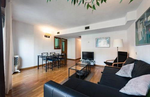 Prado Museum Air - Photo 6