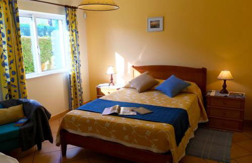 VILLA EBER - independent 1 & 2 bedroom apartments, pool, air con, fast Wi-Fi, near old town of Albufeira and beaches - Foto 30