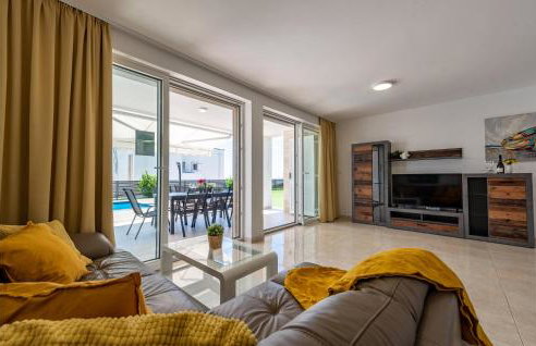 Luxurious Home In Novalja - Foto 3