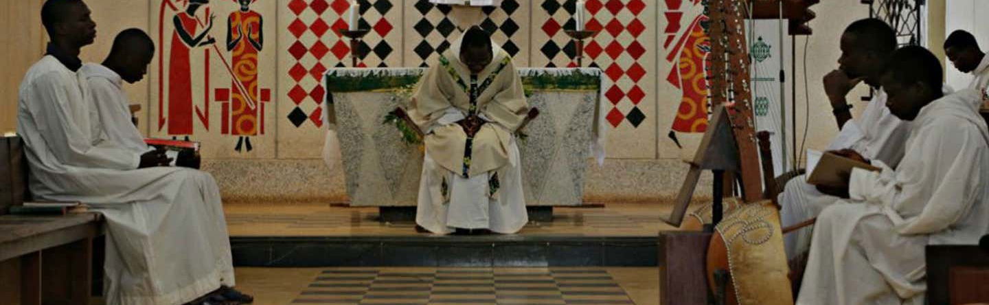 Misa en el Monasterio de Keur Moussa