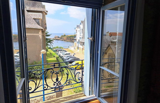 Apartment is Approx. 100 Metres From the Atlantic - Foto 12