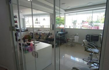 Para casais, prédio beira mar, em frente à Roda Gigante - Foto 42