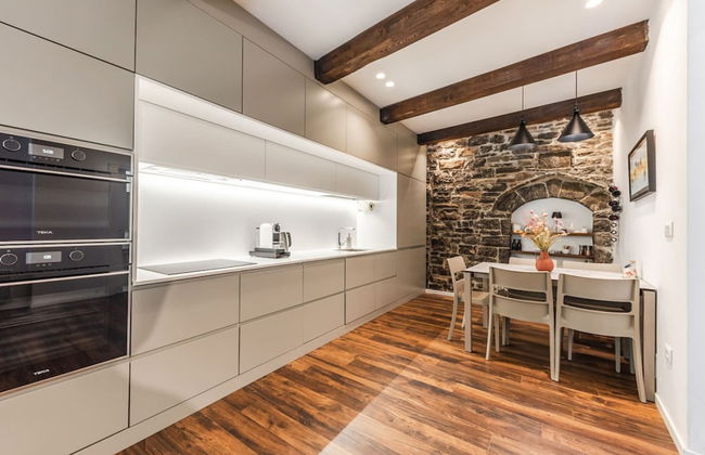 Luxury Living in Shkoder s Historic Heart - Photo 2