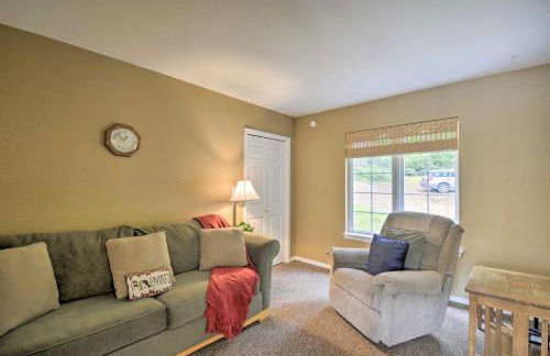 Anderson Island Retreat with Lakefront Deck and Canoe! - Foto 13