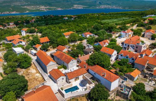 Cortile House - Photo 45