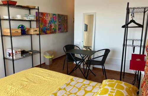 Estudio a 100m de la playa - Photo 3