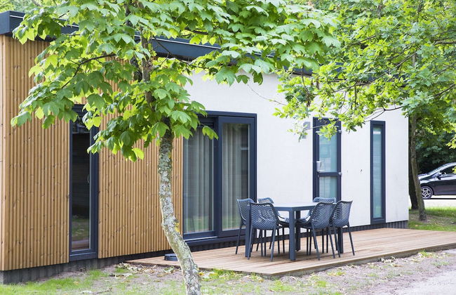 Modern Chalet With Dishwasher Near the Beach - Photo 1