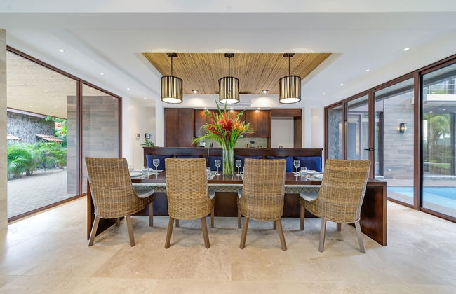 Beachfront Villa - Sunsets and Daily Maid Service - Photo 13