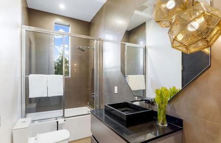 Private LA Retreat w Pool Hot Tub Fire Pit Near Melrose Ave The Martel House by AvantStay - Foto 36