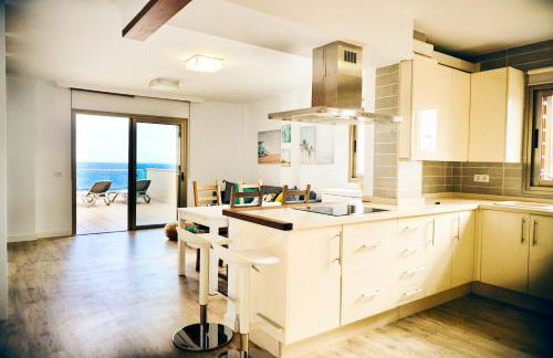 3BDR + 2BATH OCEAN VIEW APARTMENT - Foto 14