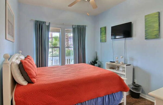 Coconut Charlie's by Silver Sands Vacation Rentals - Photo 15