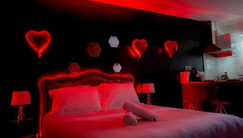 Joli studio avec jardin - Gare RER C -proche PARIS - Foto 5