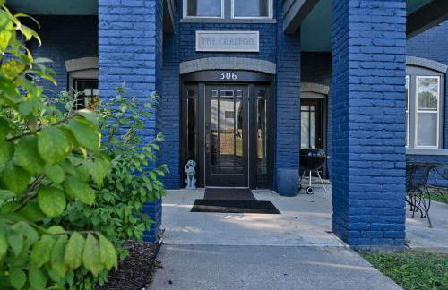 Dual patios, Free Laundry Service, College steps - Foto 21