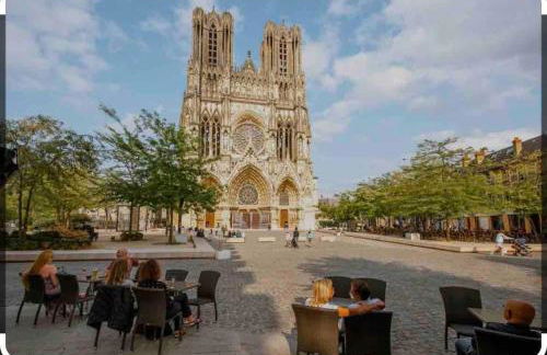 Grand Appartement le Saint Marceaux Reims centre - Foto 20