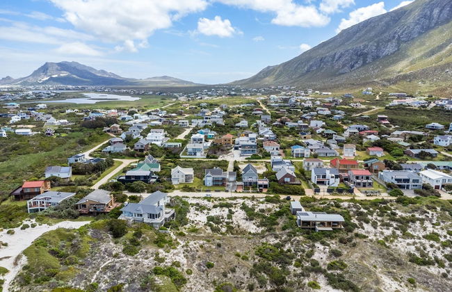 8 on Nivenia - Foto 39