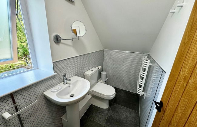 Cozy Studio Attic Retreat in Bettws Newydd - Foto 6