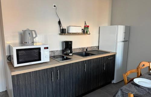 Les Glaneuses - 2 logements en centre bourg de 2 à 4 personnes à 3 min du Puy duFou - Foto 8