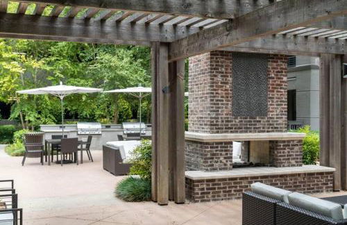 Island Breeze - 1BR/ Medical Center/ NRG/Galleria/Downtown - Foto 32