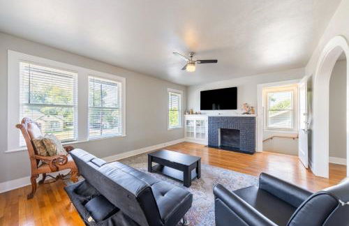 Luxurious 6 bedroom villa near downtown - Foto 36