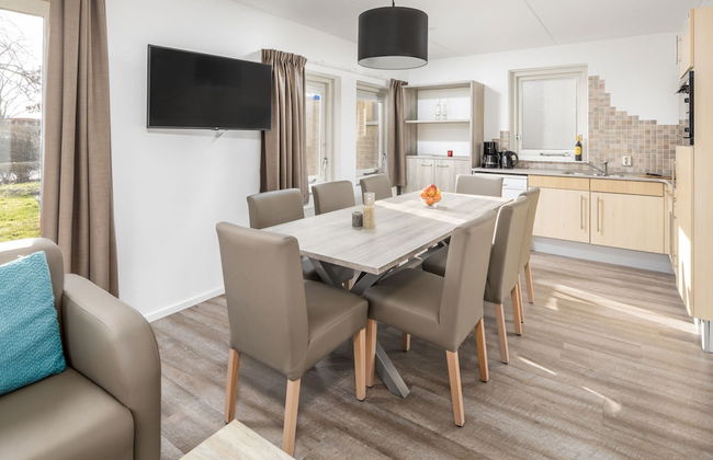 Spacious Holiday Home in Renesse near North Sea - Photo 12