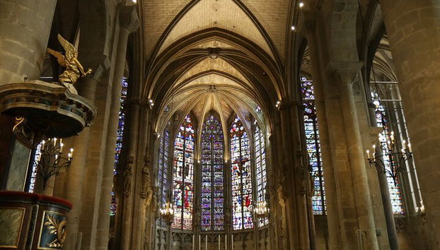Un recorrido autoguiado por la antigua basílica de Carcasona - Foto 3