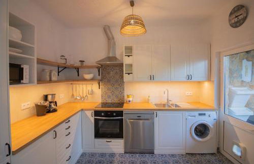 Casa Jana 5 Bedroom House for 12 with Ocean View Terrace near the Beach - Foto 4