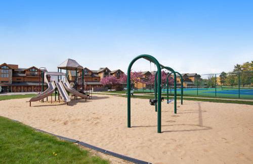 Sunset Condominiums: The Retreat - Foto 17