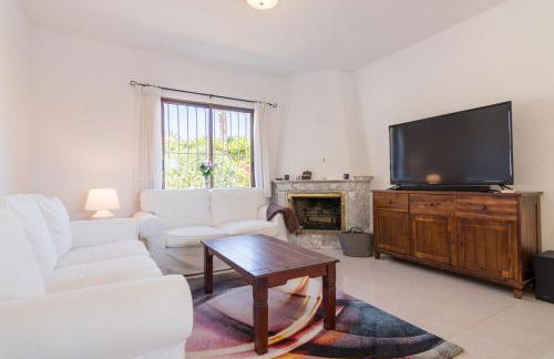 Charming one-floor villa with private pool in Los Balcones - Foto 7