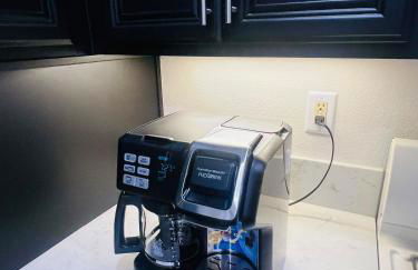 Stylish & Fully Renovated Home! - Foto 24