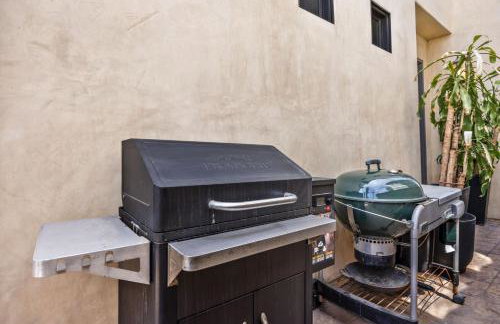 Beach Retreat- Walk to Beach, BBQ, Oceanview Rooftop & Firepit - Foto 13