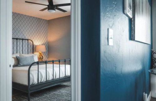 PORCHLIGHT HOME Central San Diego FREE parking - Foto 18