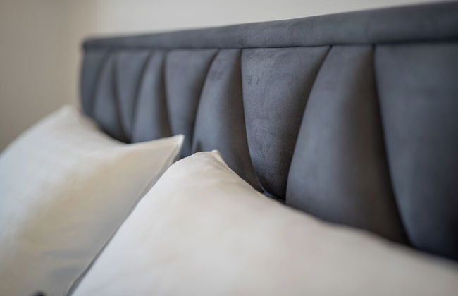 Poolside Hideout Apartments - Photo 9