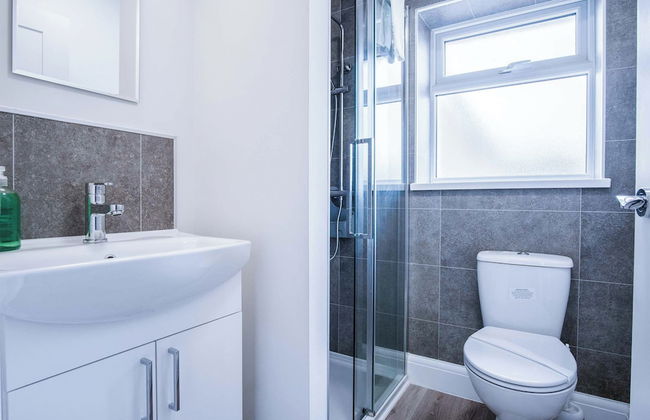 Fleet Street - 2 Bedroom - Swansea - Photo 31