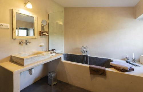 Casa Rural Mas Can Batlle - Photo 21