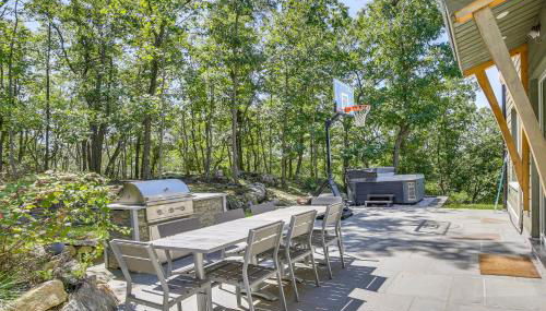 The Glabin Garrison Gem with Hot Tub and Fire Pit - Foto 2