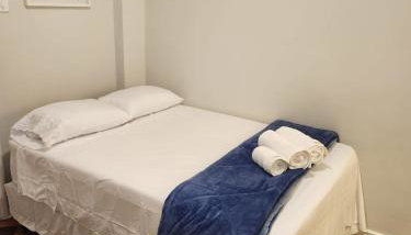 Complete studio one block from Flamengo beach - Foto 4