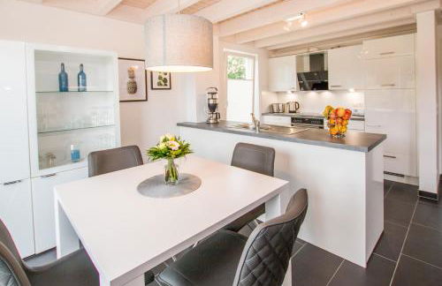 Ferienhaus Hafenkante mit Sky - Foto 1