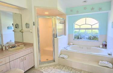 Peaceful Lakeside Retreat - Foto 18