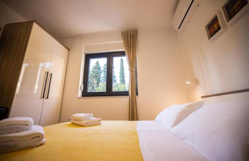 Royal Promons - heated pool - Foto 24